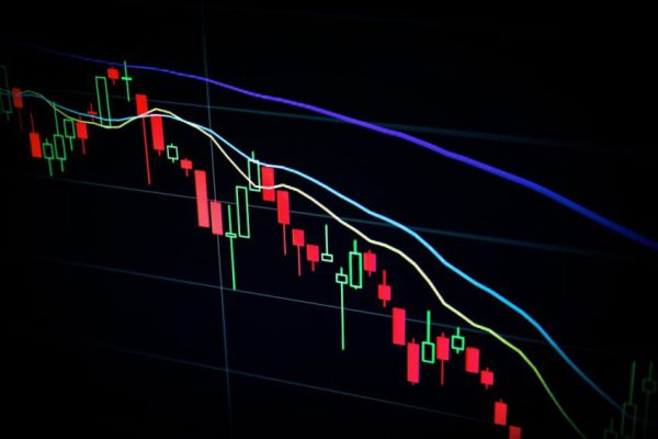 Trading - red and blue light streaks